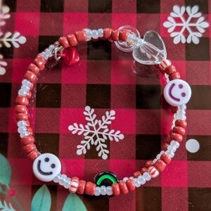 Christmas Smiley Memory Wire Beaded Bracelet - Red and White